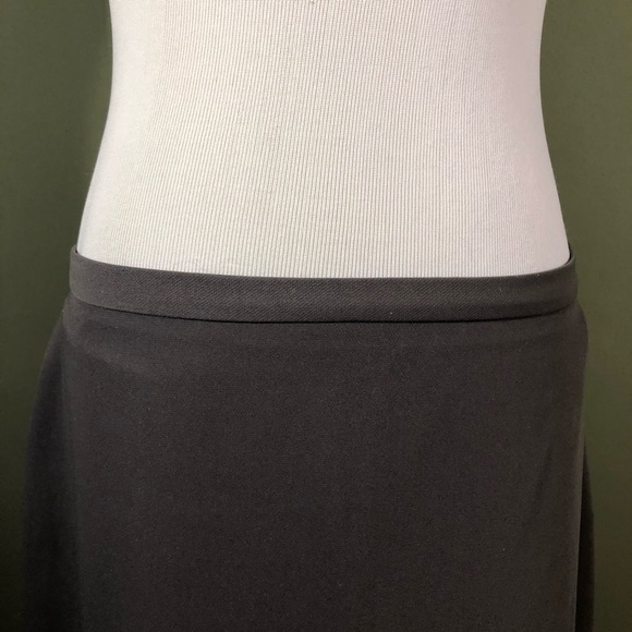 12 JohnPaul Richards uniform skirt - Picture 3 of 7